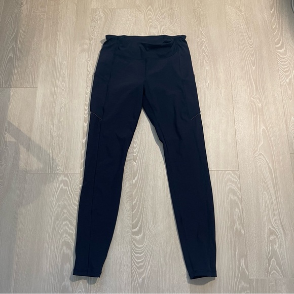 Lululemon Swift Speed High-Rise Tight 29"
True Navy size 8 - Picture 2 of 13